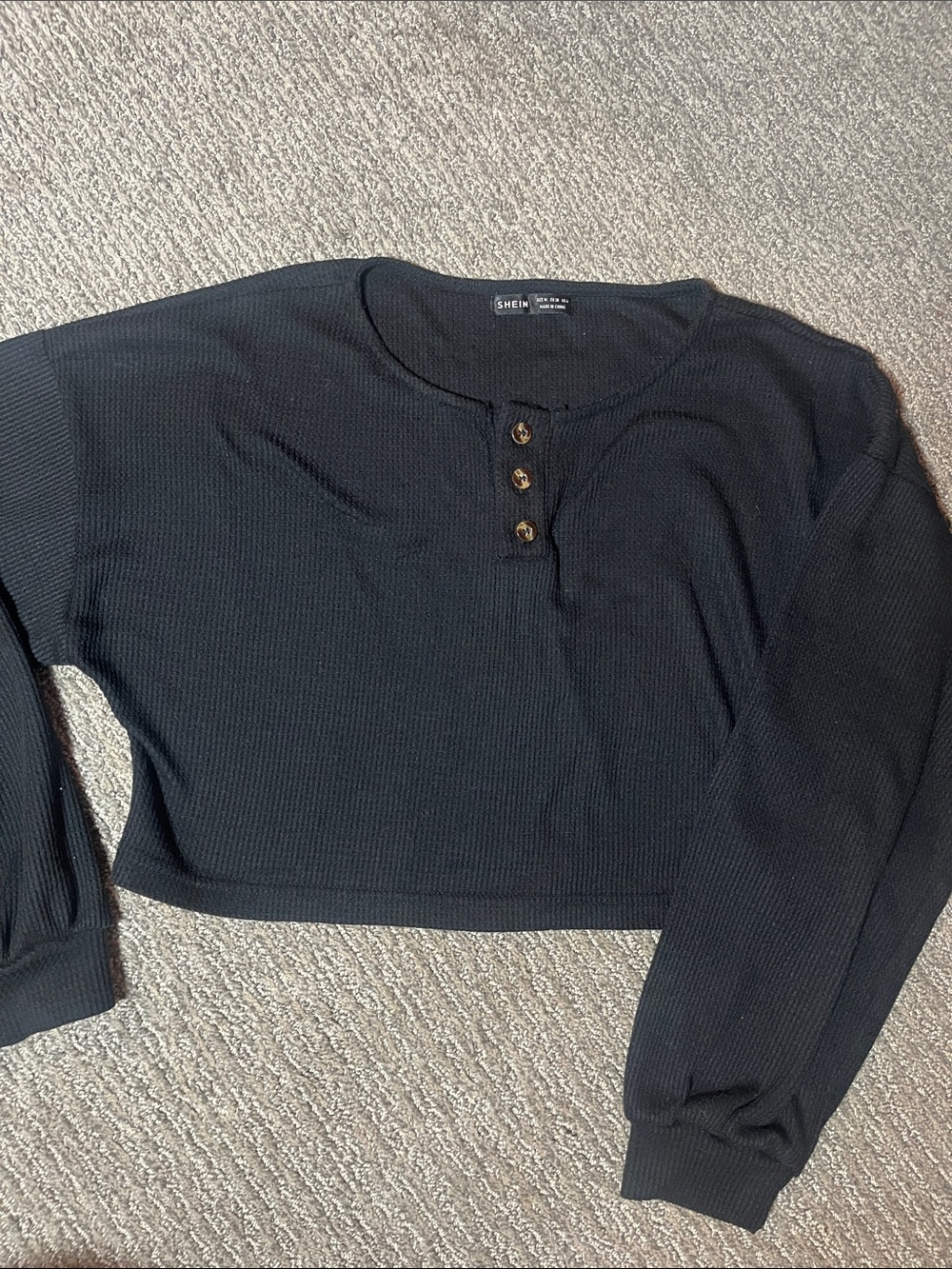 SHEIN Black Waffle Henley Button-Up Crop Top